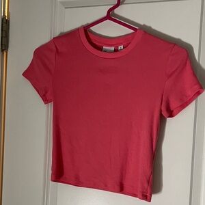 Aritzia TNA top ☀️